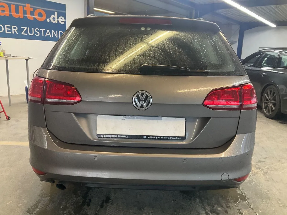 Volkswagen Golf VII