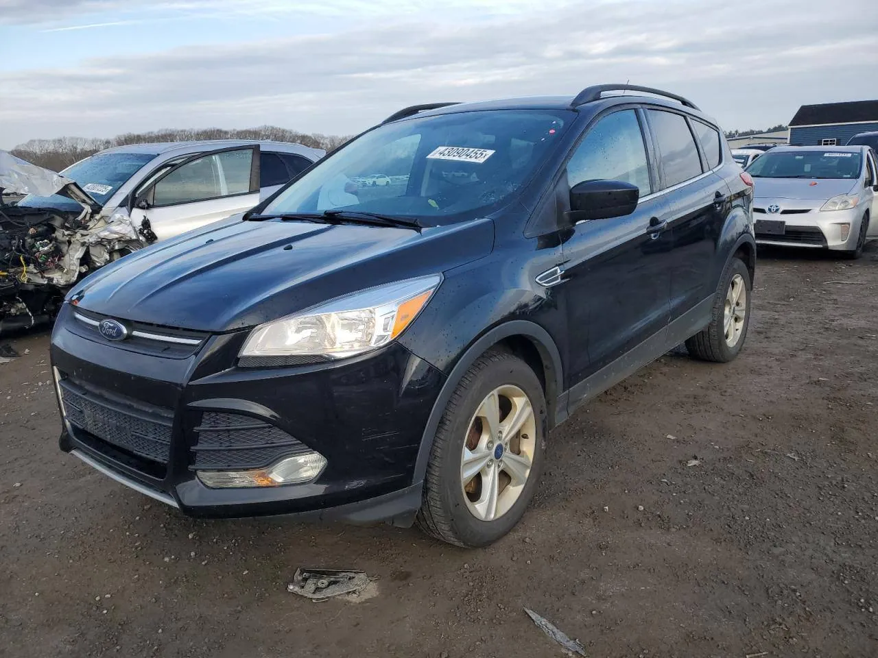FORD ESCAPE SE